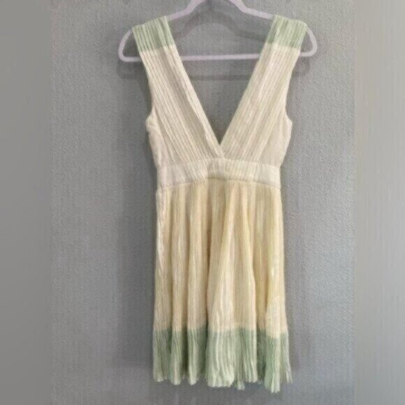 ALC Silk Plunge Feminine Mini Dress Contemporary Cocktail Party Holiday Pleated - Picture 8 of 8